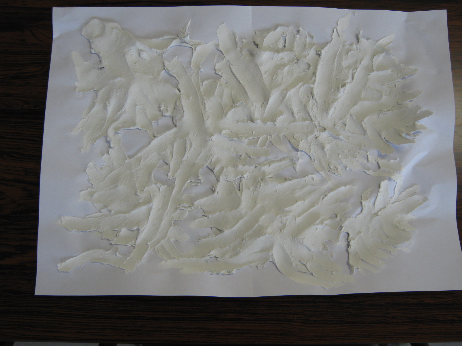 感情を粘土など立体素材で表現する造形療法の作品例